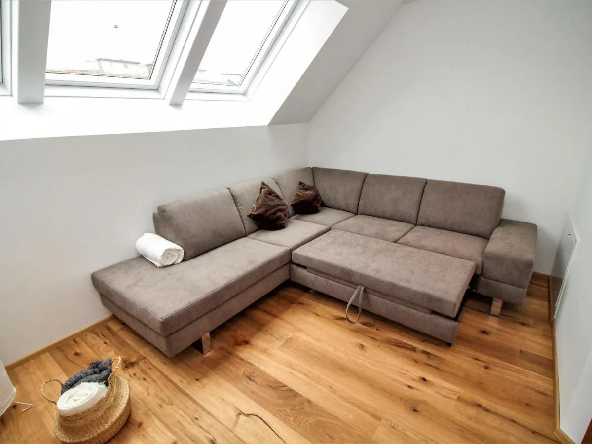 Apartment Relax - Ac Incl Vienna 0*,  Austria
